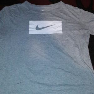 Grey Nike T-shirt